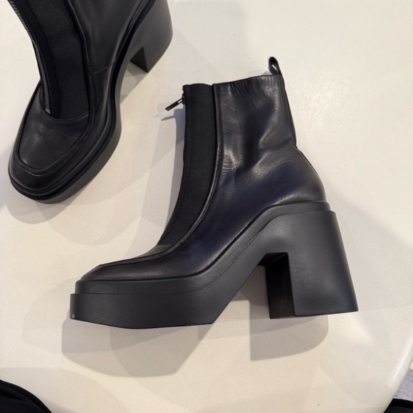 Robert Clergerie Black leather platform boots - Picture 5 of 12